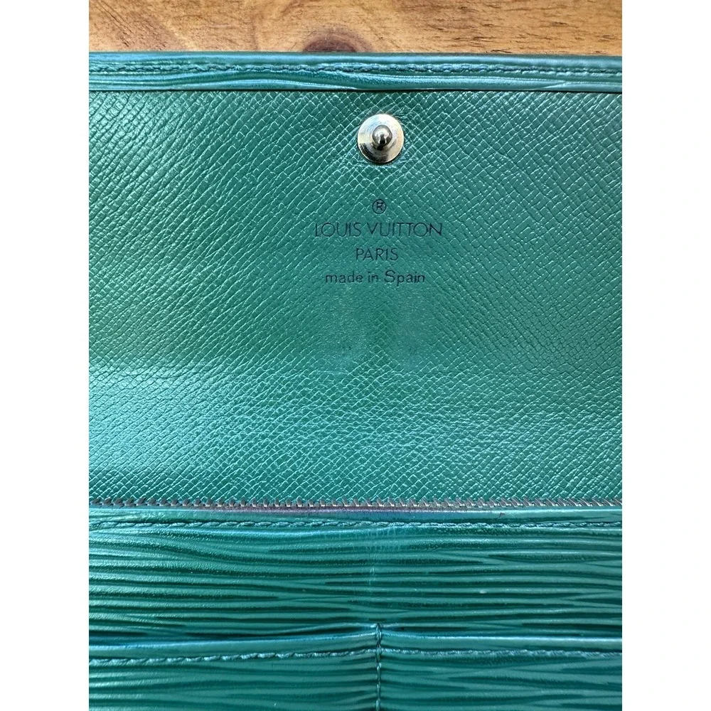 LOUIS VUITTON‎ Long Wallet Epi Porneo Green Women's Inner Zipper Pre-owned